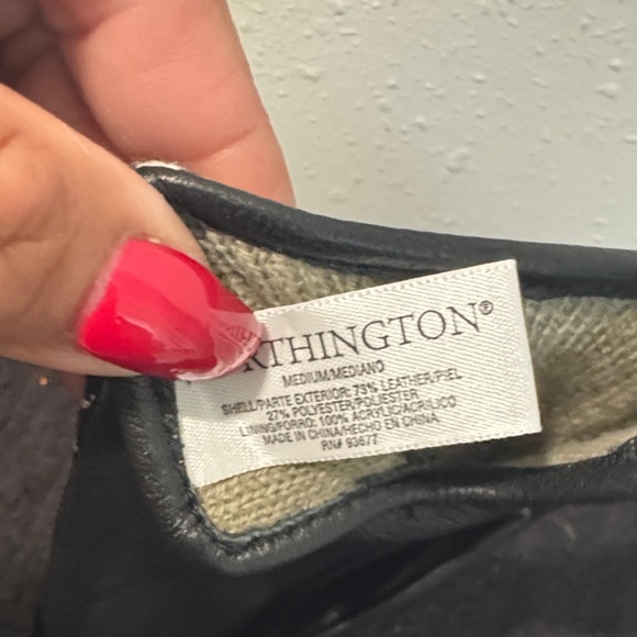 Worthington Classic Houndstooth Gloves - Picture 3 of 4